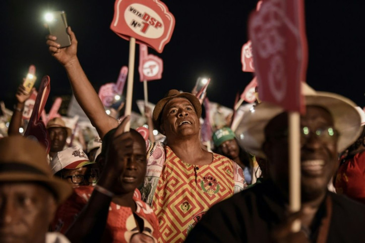 Pereira supporters rallied on Friday ahead of the vote