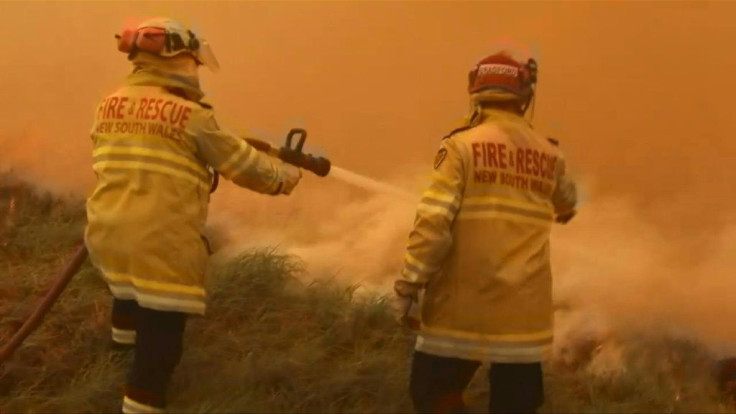 Australia fires: crews battle flames