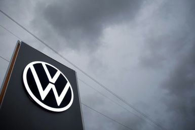 Around 400,000 diesel owners have joined a mass lawsuit against Volkswagen over its admission to emissions cheating