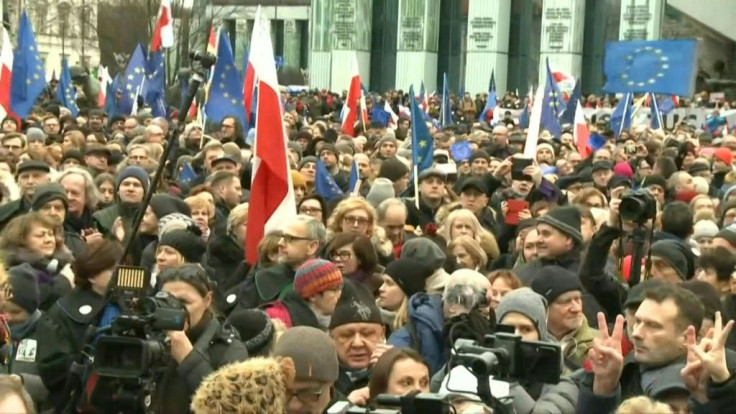 IMAGESThousands of citizens and hundreds of judges and prosecutors from all over Europe rally in Warsaw against a controversial law which could punish judges who question the government's controversial court reforms, a legislative move that critics argue 