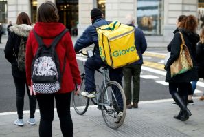 Glovo, unlike its main rivals, delivers more than just food