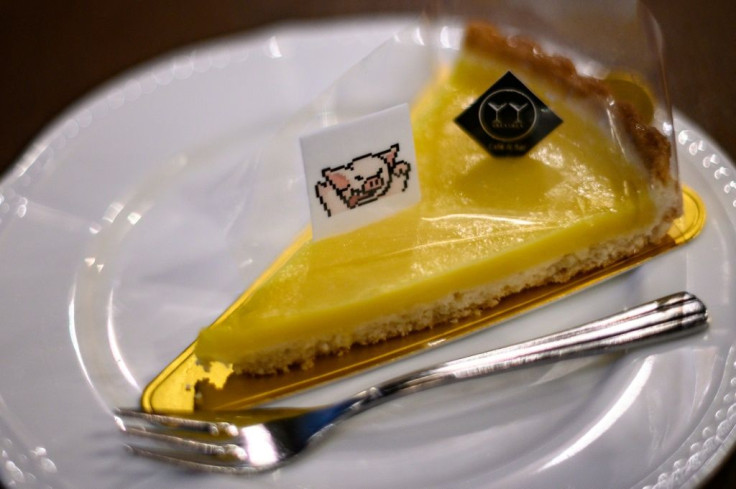 Pro-democracy protesters are now seeking to reward shops and restaurants that support their cause by building a 'yellow' economy