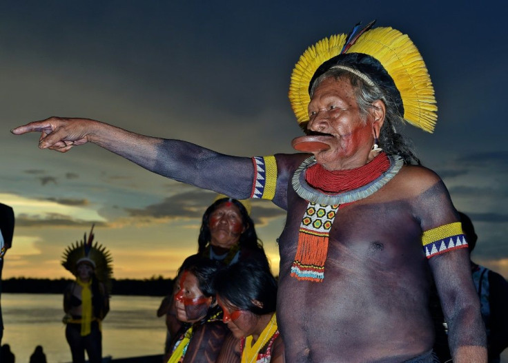 Raoni chief Metuktire gestures during a press conference in Piaracu village in Mato Grasso state