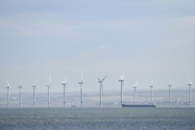 Two projects under development off the coast of Britain will compete for the title of largest offshore wind turbine field in the world