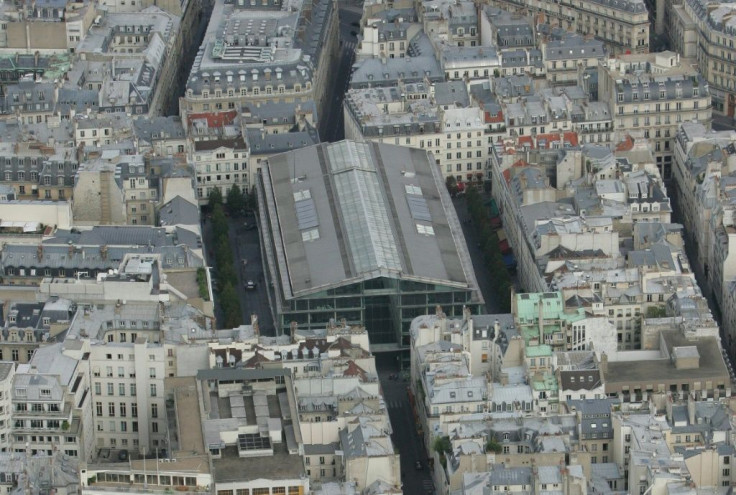 An aerial view of the Place du Marche Saint-Honore in 2005