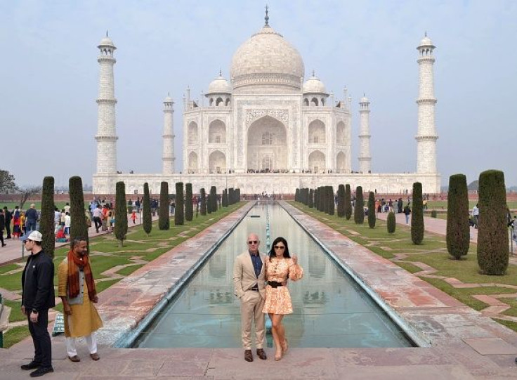 Jeff Bezos and Lauren Sanchez Taj Mahal