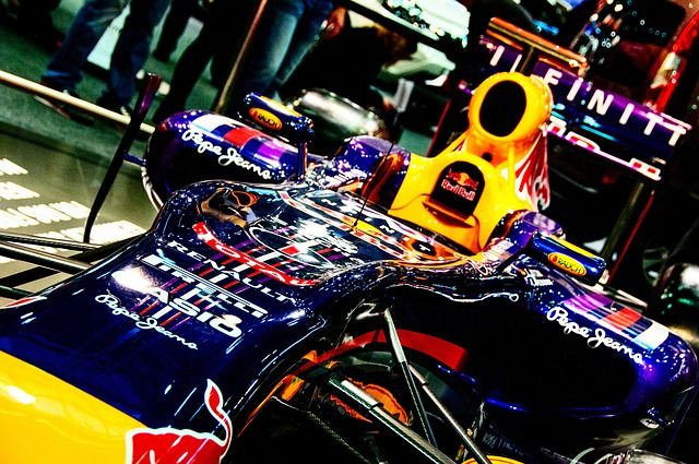 racing-car-1155004_640