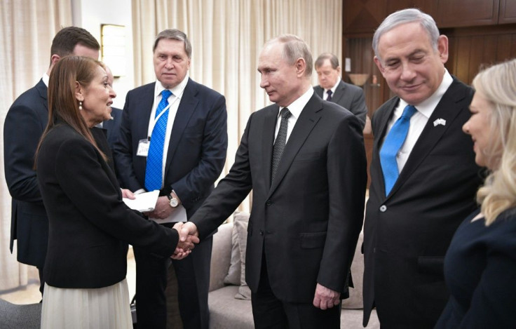 After Naama Issachar was freed, her mother Yaffa was quoted as saying: "Thank God, thanks to everyone"
