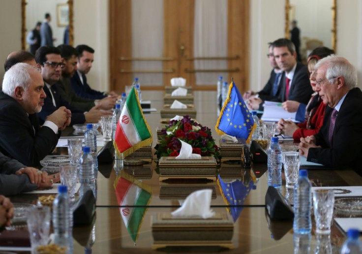 Iranian Foreign Minister Mohammad Javad Zarif's team (L) meet with European Union foreign policy chief Josep Borrell (R) and his negotiators