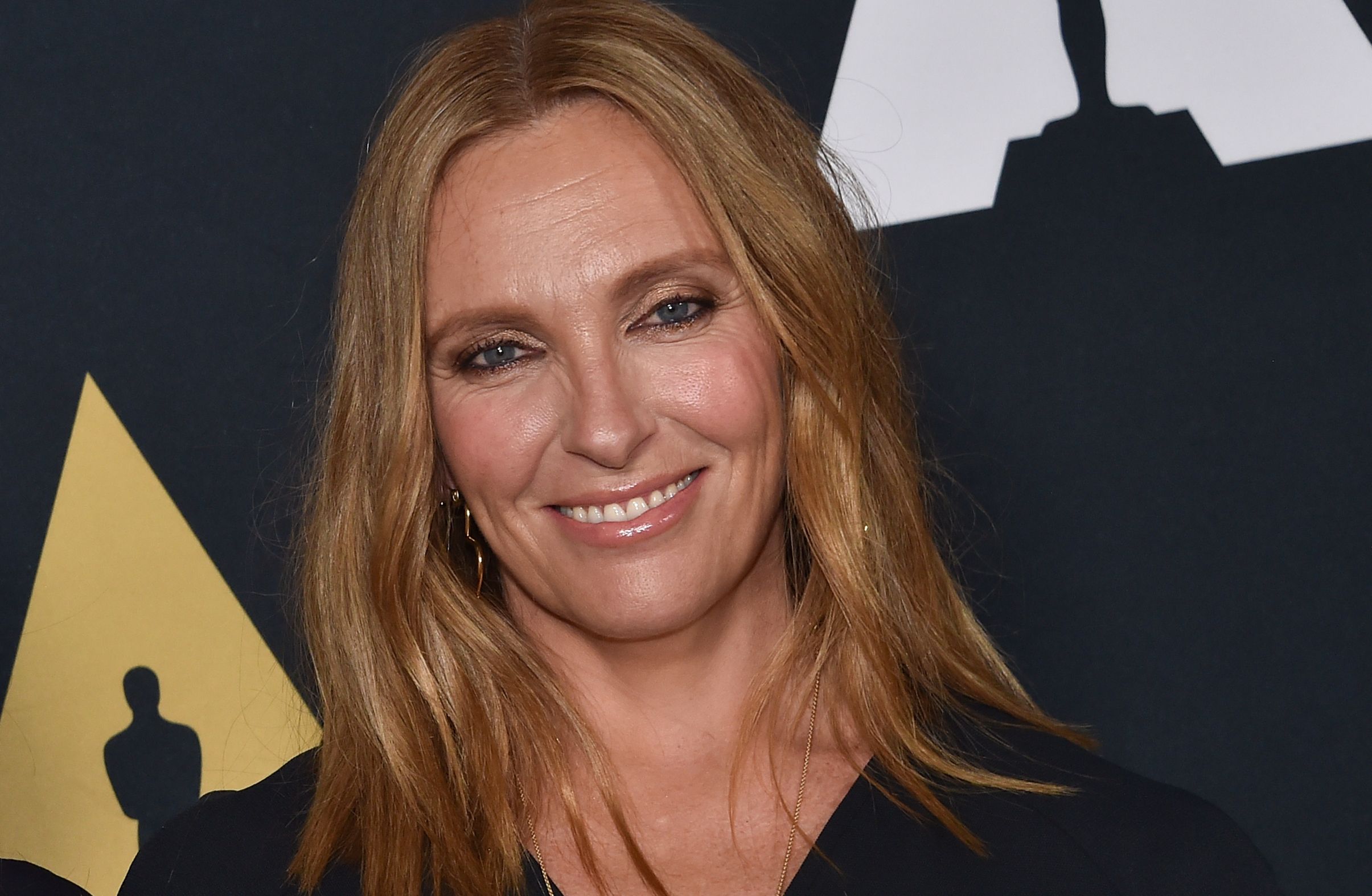 Toni Collette Announces Divorce With Husband Of Years Amid Cheating Rumors Ibtimes