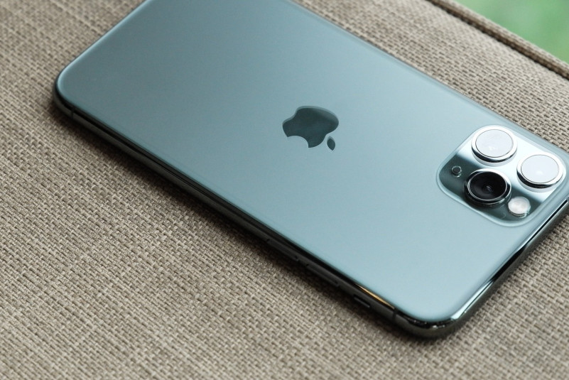 iPhone 11 Pro Unboxing