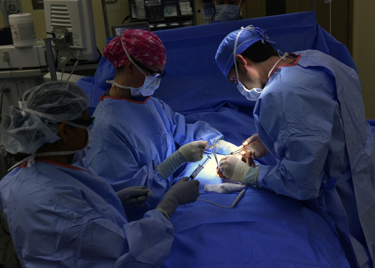 heart surgery alive outside body