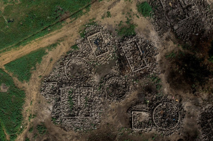 The ethnic conflict has destroyed villages in a spiral of violence, like the Fulani village of Sadia-Peulh, seen here from the air