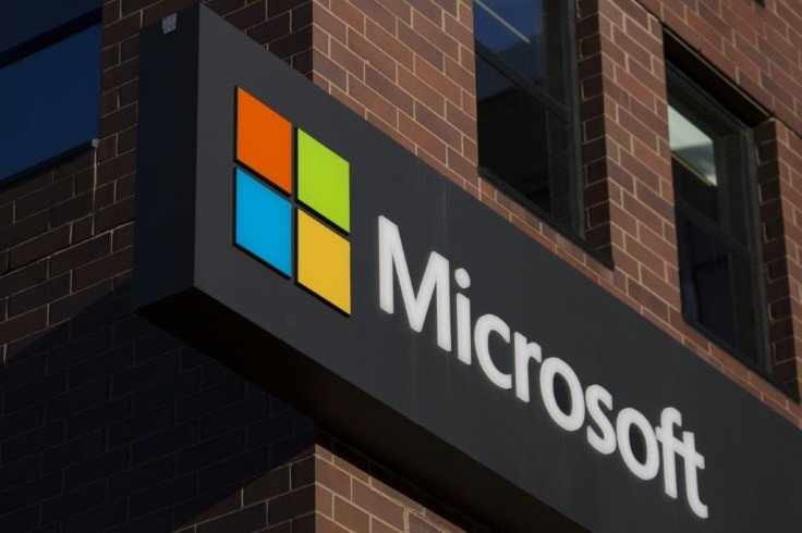 Microsoft has joined with AT&T in the race to make cloud technologies more directly available to users