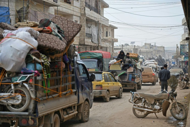 Syrian aid workers issued an urgent call for a ceasefire and international help for nearly a million people fleeing the regime