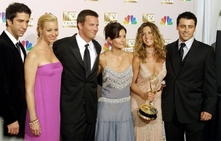 "Friends" stars David Schwimmer, Lisa Kudrow, Matthew Perry, Courteney Cox, Jennifer Aniston and Matt LeBlanc pose at the Emmy Awards on September 22, 2002