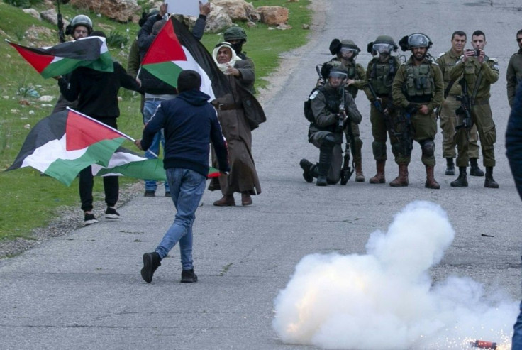 Palestinians protesting against settlements clashed with members of Israel's border police in the occupied West Bank
