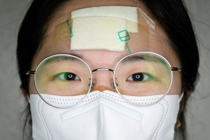 Teams of full-time and volunteer nurses operate at the hospital, one of the biggest in the city