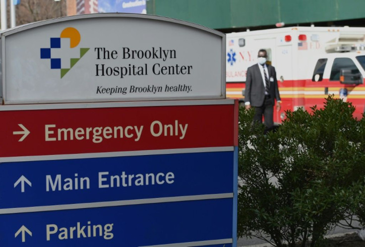There are only one million hospital beds in the US, or 2.8 beds per 1,000 inhabitants -- far too few in the case of an acute coronavirus crisis