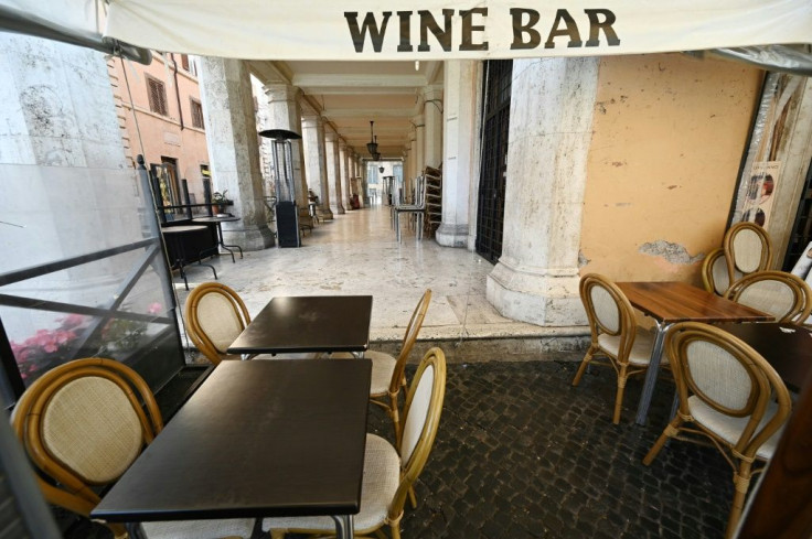 So you want a drink with your friends, but the bar is closed due to the coronavirus epidemic? There are apps for that