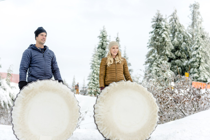 LOVE ON THE SLOPES