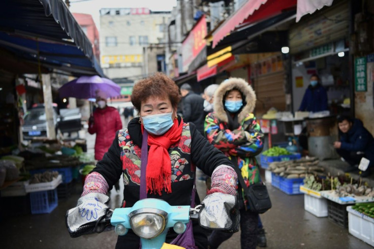 Artificial intelligence systems picked up early clues about the coronavirus outbreak by scanning news images and social media posts from a market in Wuhan, China, where the first cases were detected