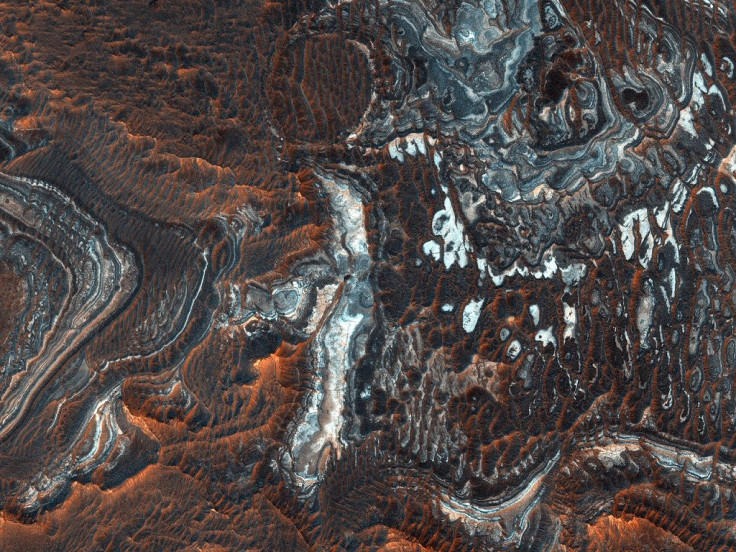 Juventae Chasma