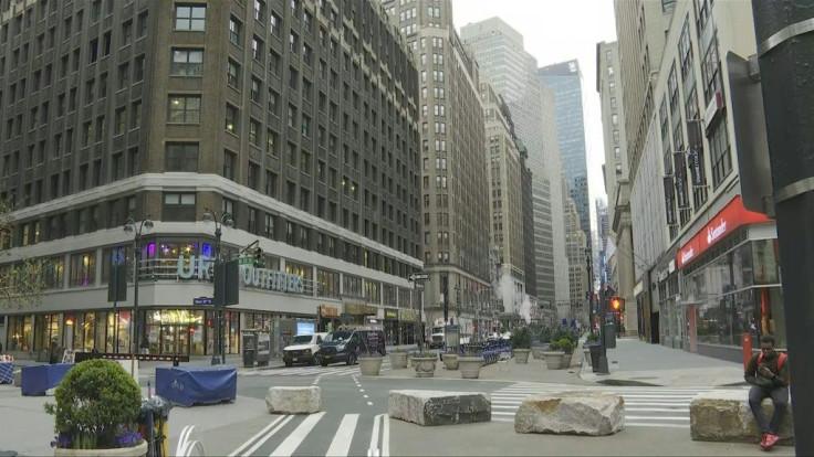 Coronavirus: Iconic NYC shopping streets deserted