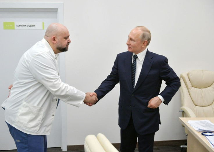 Putin met Denis Protsenko, the head of Moscow's new hospital treating coronavirus (COVID-19) patients, during his visit