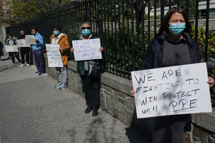 Montefiore Medical Center nurses call for N95 masks and other âcriticalâ PPE to handle the coronavirus (COVID-19) on April 1, 2020, in New York