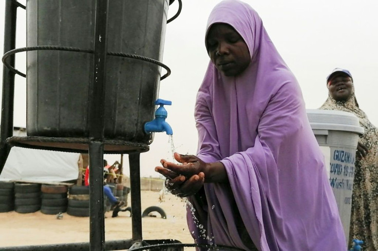 Sanitation at the Bakassi camp for displaced people is basic - experts fear a catastrophe if the coronavirus takes root