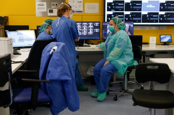 The hospital's healthcare director saysthree weeks of lockdown have seen the admissions rate start to slow