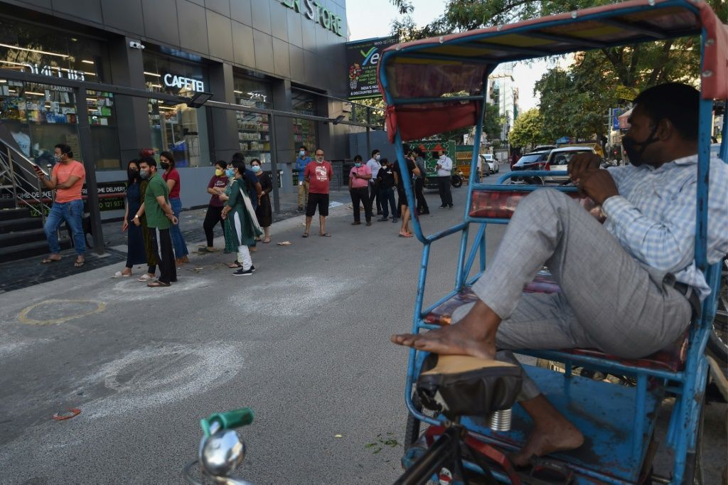 Major Indian Cities Make Mask Wearing Compulsory Amid Virus Fears Ibtimes