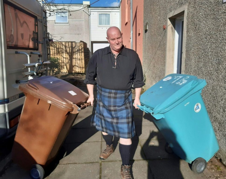 Scottish bus driver Stuart Cunningham wore his kilt