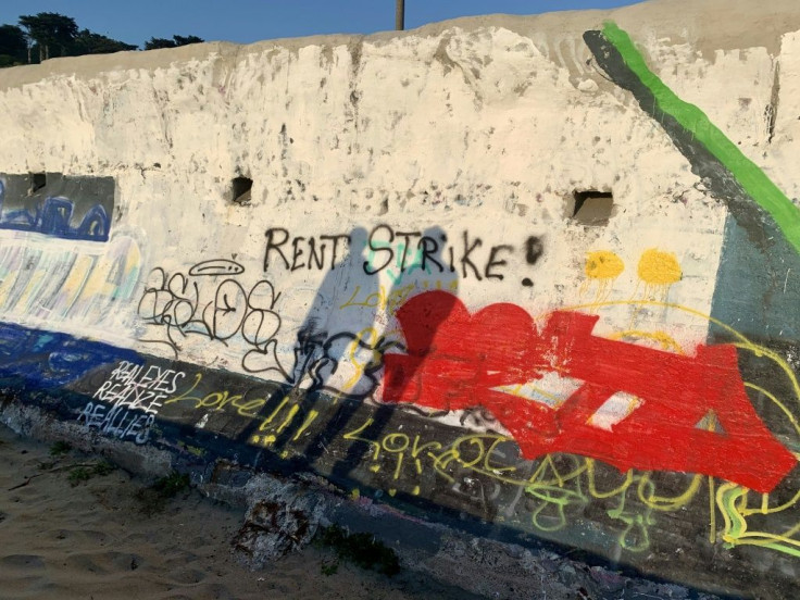 Graffiti on a wall in San Francisco calls for a "rent strike"