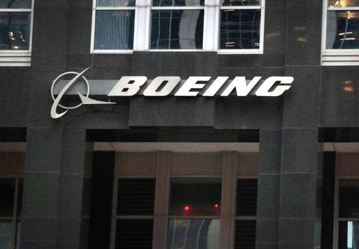 Boeing says it does not plan to seek US government support after receiving strong interest from the bond market for a $25 billion public offering