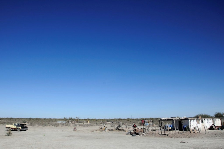 Jorge Lencinas, his wife Andrea and five of their seven children in El Retamo