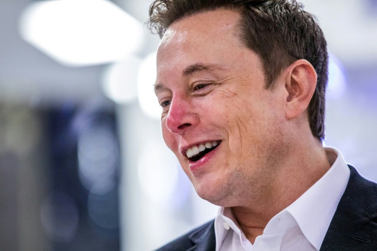 Elon Musk, fondateur de SpaceX, le 10 octobre 2019 au siÃ¨ge de sa sociÃ©tÃ© Ã  Hawthorne (Californie)