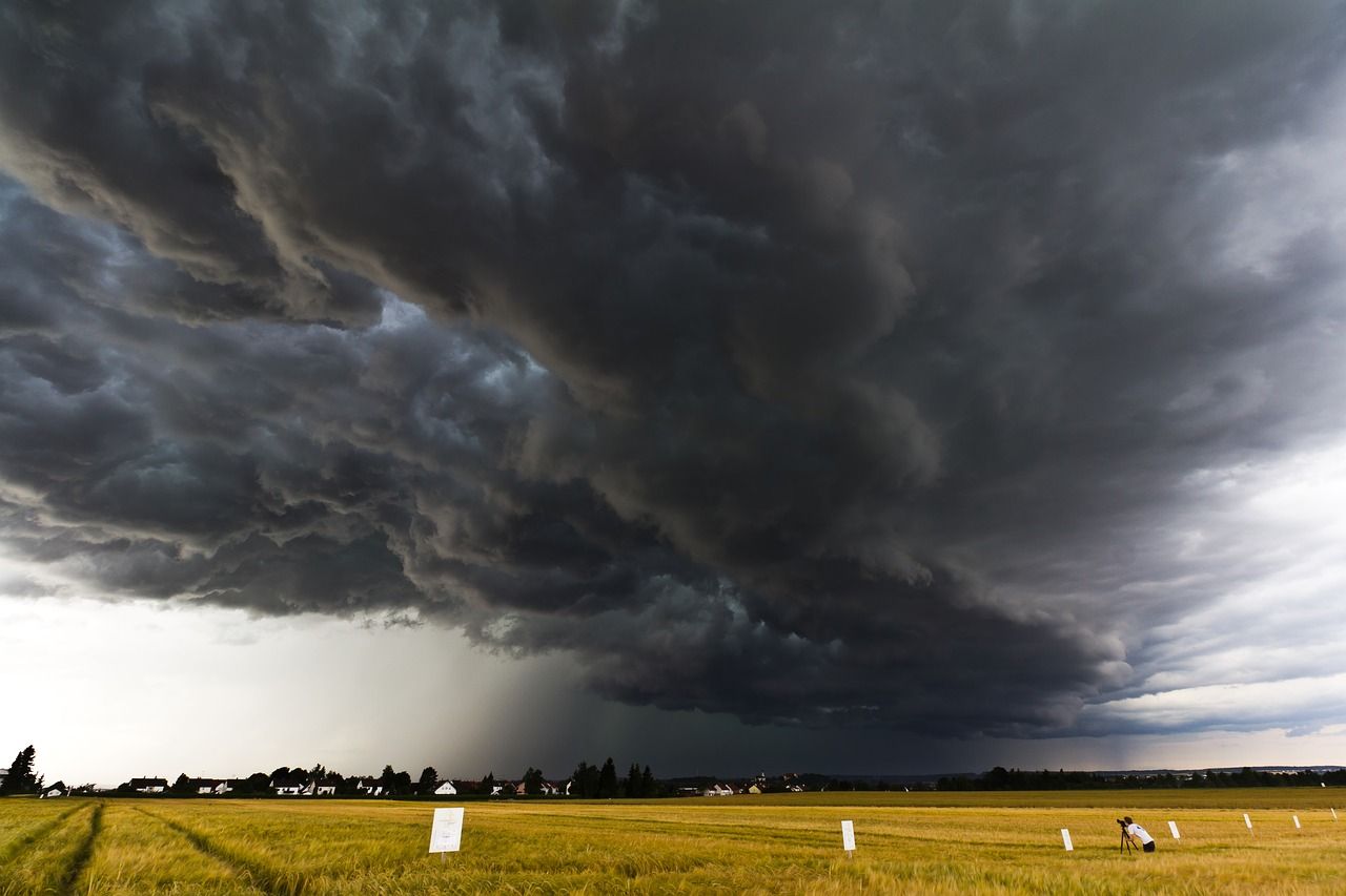 Rare Storm In Australia Leaves 50,000 People Without Power | IBTimes