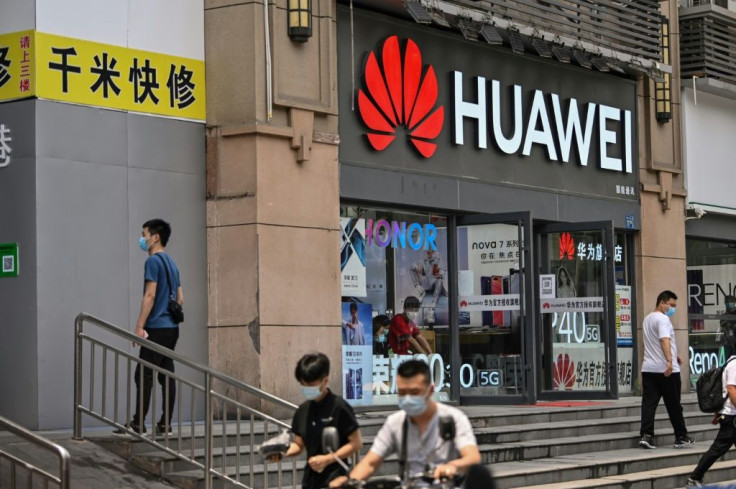 Chinese tech giant Huawei is at the center of a Washington-Ottawa-Beijing diplomatic row over the extradition of a Huawei exec from Canada to the United States for lying to a bank