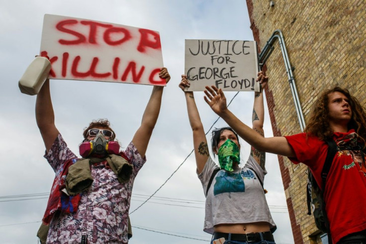 Demonstators protesting against the death of George Floyd in custody in Minneapolis