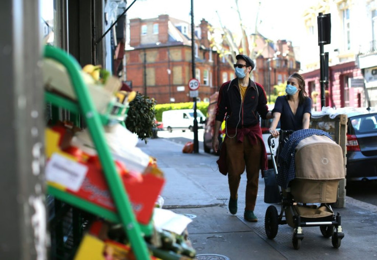 The mood in Britain is clearly improving as the number of daily deaths drops