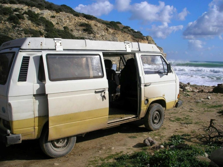 German police appealed for information about two vehicles including a Volkswagen T3 Westfalia with a Portuguese plate