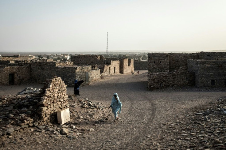 Grey-stone buildings dating from Tichitt's golden age have survived and UNESCO and the Mauritanian government stipulate that new constructions retain the unique architectural style