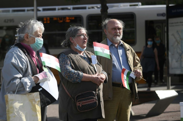 Hungarians observed a minute of silence in Budapest