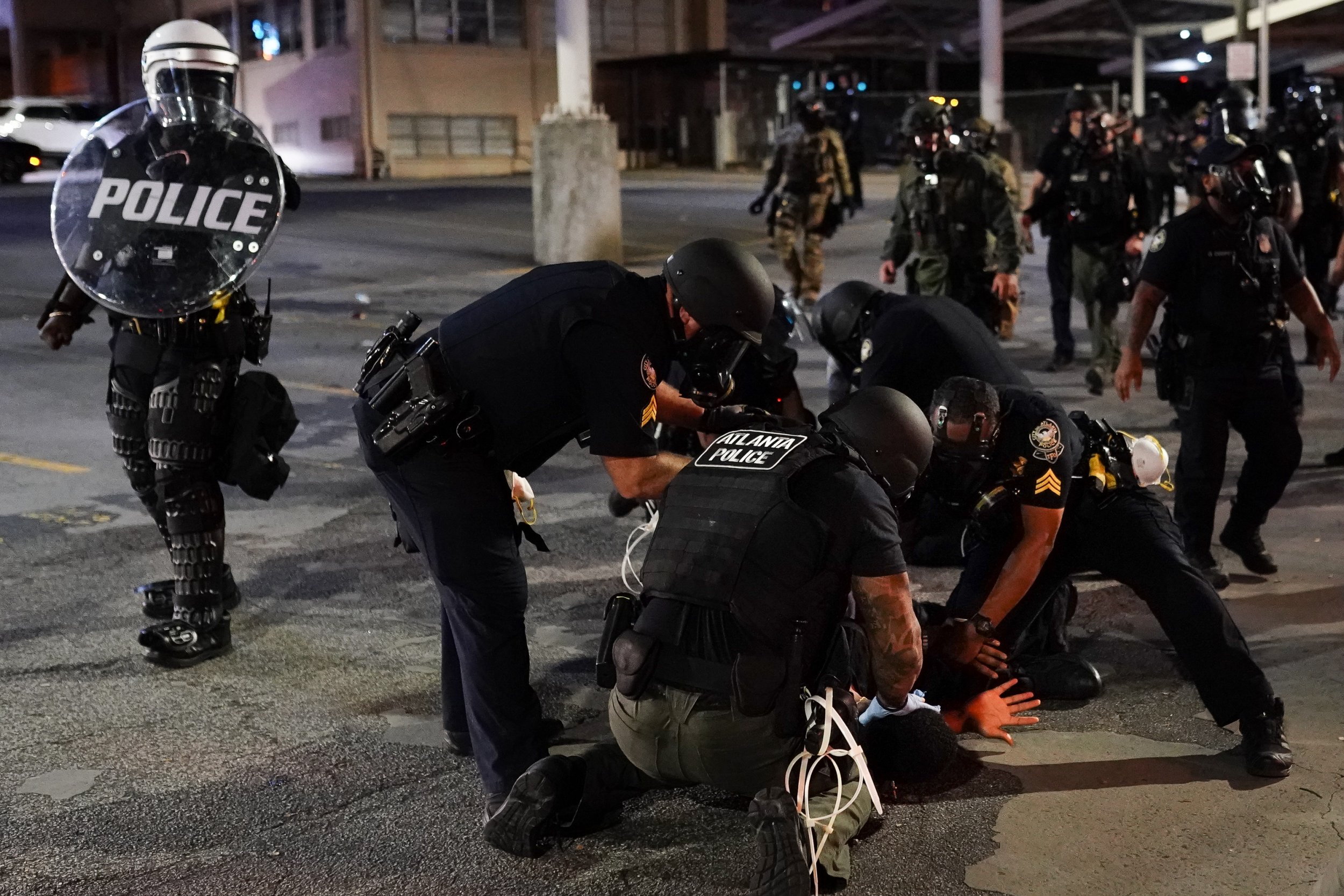 Atlanta Protesters Torch Wendy s Block Interstate After Police Shoot 