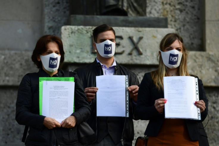 Relatives of coronavirus victims in Italy say they don't think the crisis was handled correctly