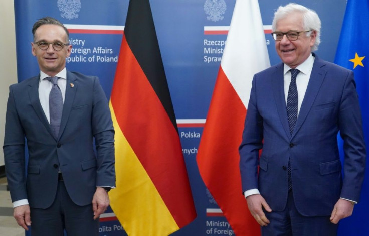 Polish Foreign Minister Jacek Czaputowicz and his German counterpart Heiko Maas (L) stressed the importance of the US military presence in Germany