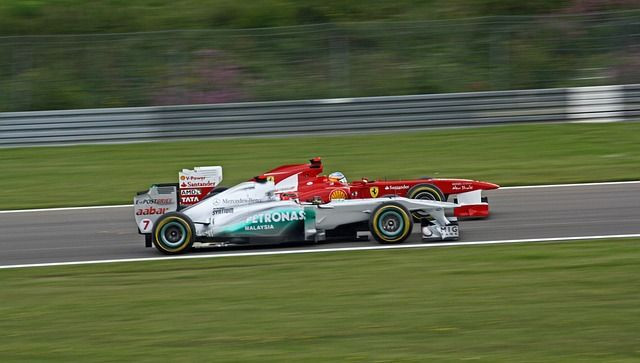 formula-1-2205262_640 (2)