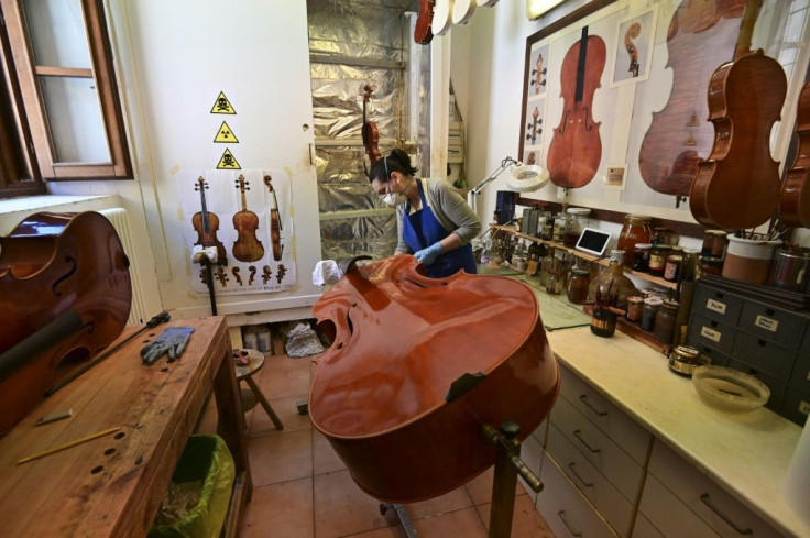 Cremona, birthplace of Stradivarius, is today a veritable laboratory for luthiers from all over the world, and violin making workshops are everywhere
